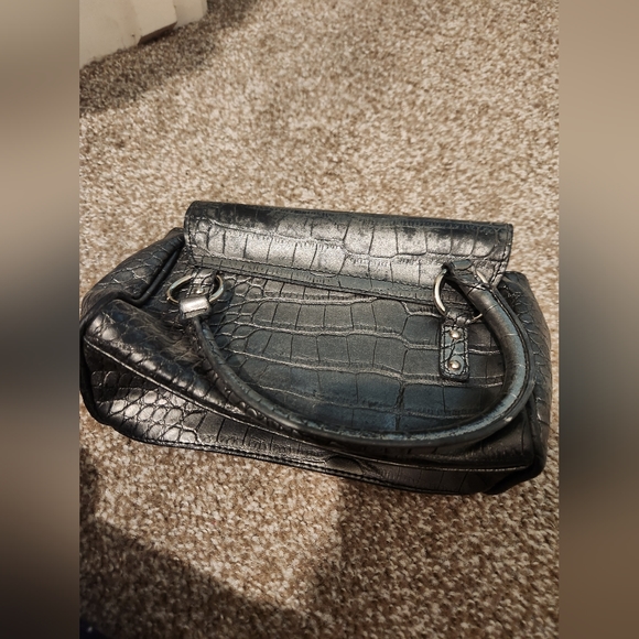 Vintage Guess clutch purse with handles - Picture 6 of 13